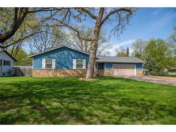 Hudson, WI 54016,645 8th Street