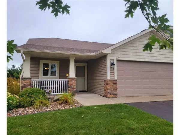 421 Cassandra Drive #29, New Richmond, WI 54017