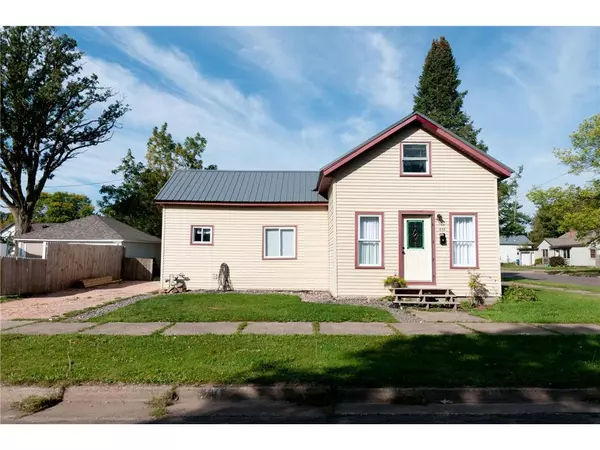 438 Nunn Avenue, Rice Lake, WI 54868