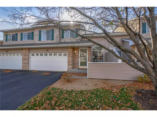 836 Summer Pines Circle, Hudson, WI 54016