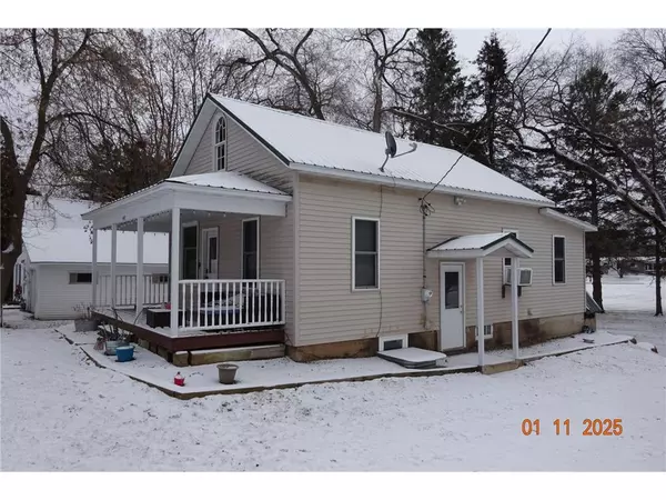 440 6th Avenue,  Clear Lake,  WI 54005