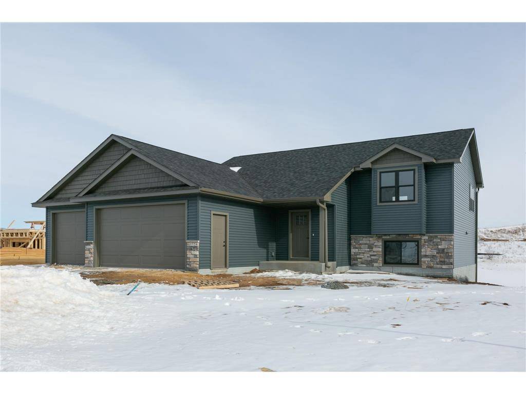 555 Gopher Court, New Richmond, WI 54017