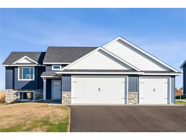 195 Pintail Street, Baldwin, WI 54002