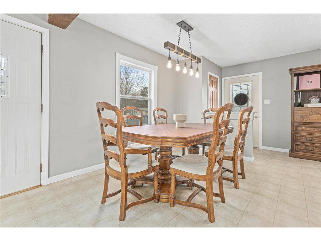 New Richmond, WI 54017,548 N 4th Street
