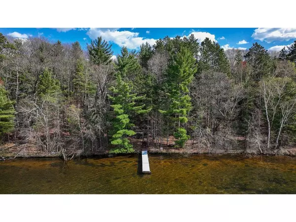 1196 Blackburn Road, Spooner, WI 54801