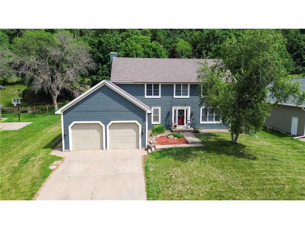 River Falls, WI 54022,1497 Golf View Drive
