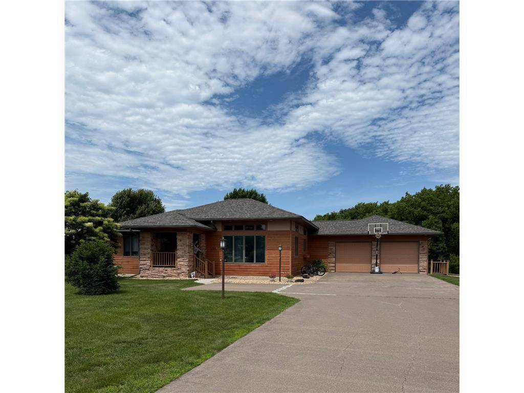 1905 Abby Road, Cumberland, WI 54829