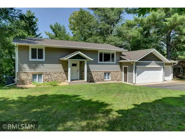 991 Lone Pine Court, Amery, WI 54001