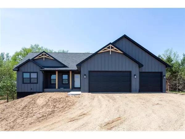 719 Mojo Trail, Hudson, WI 54016