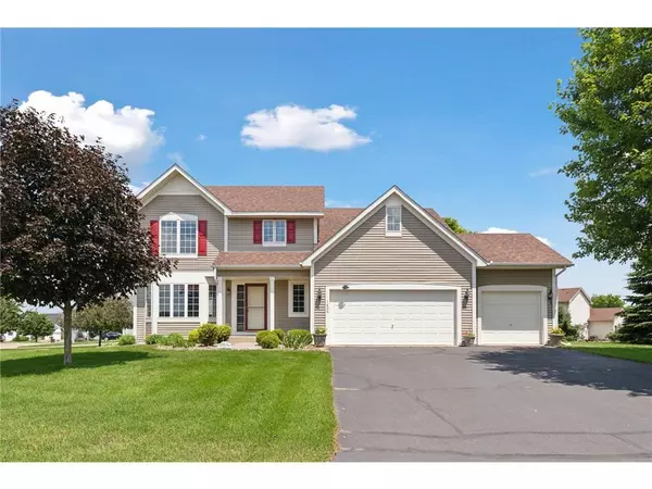 1605 Possum Way,  New Richmond,  WI 54017