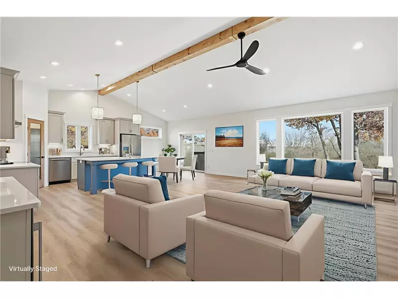 1368 Creekwood Drive, New Richmond, WI 54017