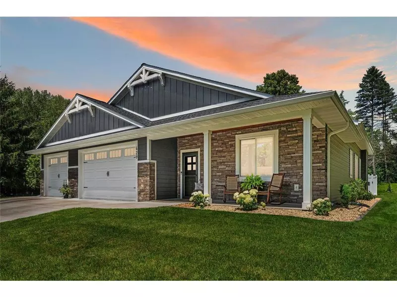 429 River Hills Road, River Falls, WI 54022