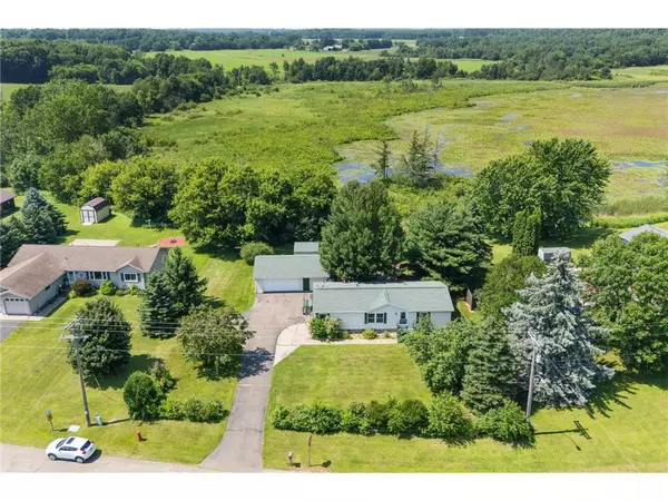 519 W Clayton Avenue, Clayton, WI 54004