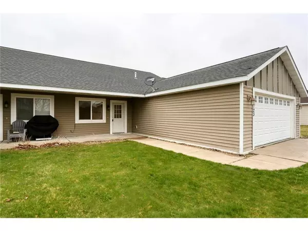New Richmond, WI 54017,1163 Sugar Pine Lane