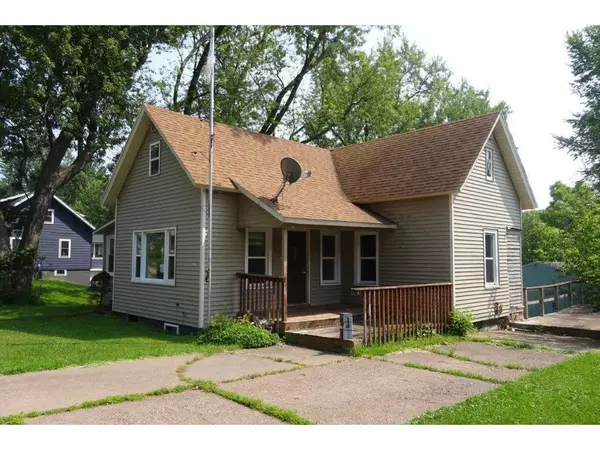 110 E 9th Street, Neillsville, WI 54456