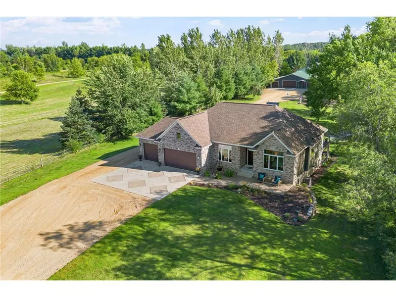 427 230th Avenue, Somerset, WI 54025