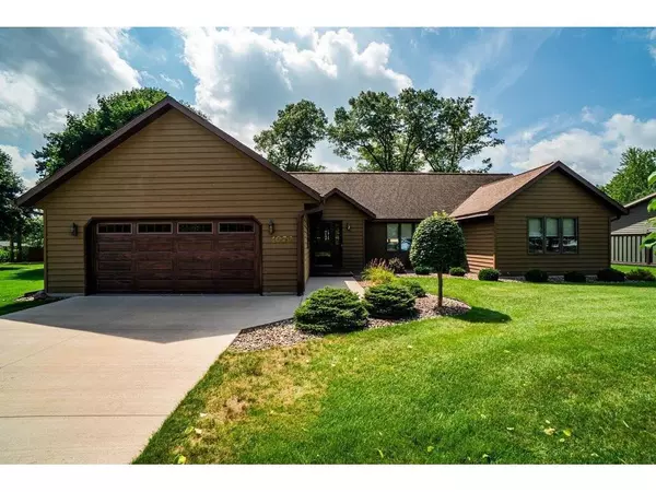 1035 W Elm Street, Chippewa Falls, WI 54729