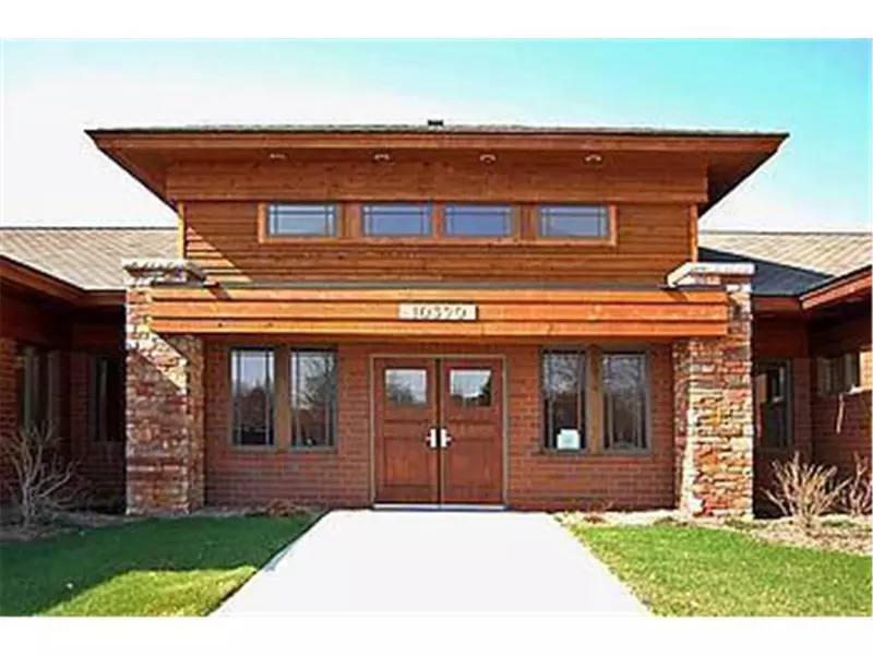 10390 39th Street, Lake Elmo, MN 55042