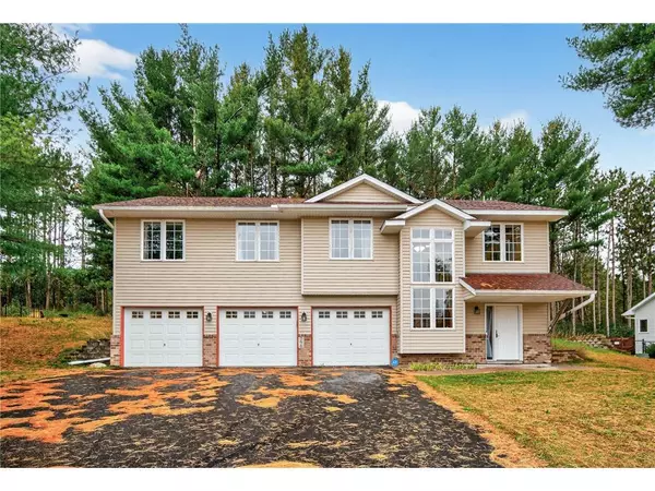 206 Red Pine Drive, Somerset, WI 54025