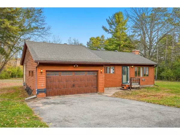 418 Springer Avenue, Elmwood, WI 54740