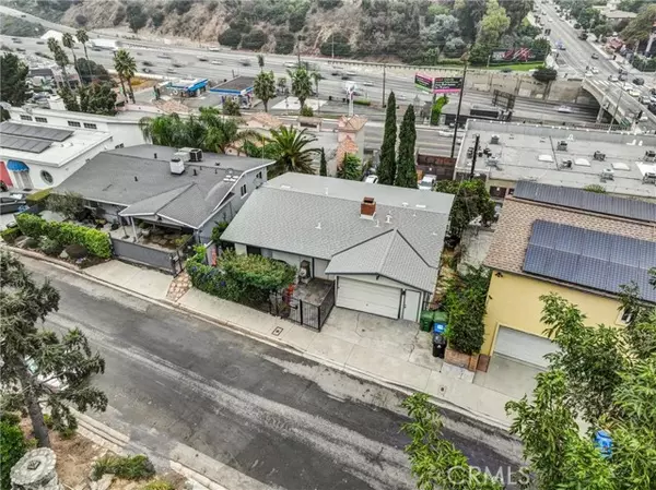 3242 Dos Palos DR, Los Angeles, CA 90068