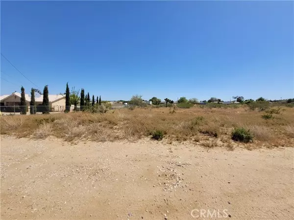 Hesperia, CA 92345,40000 Lilac