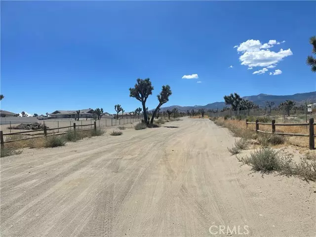 Phelan, CA 92371,0 Pionero CT