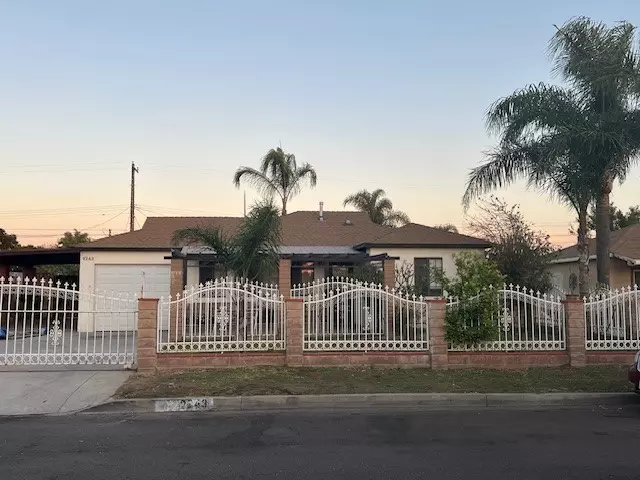 Fontana, CA 92335,8243 Heather AVE