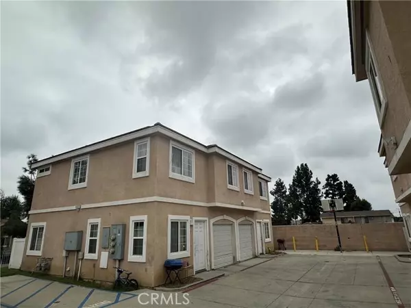 Rialto, CA 92376,1520 N Palm AVE