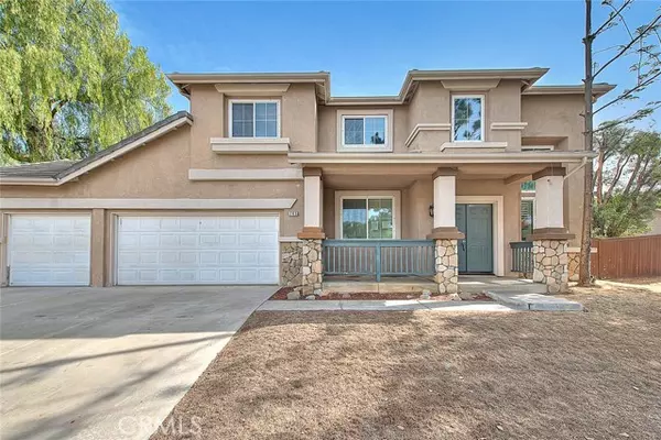 745 Via Blairo, Corona, CA 92879