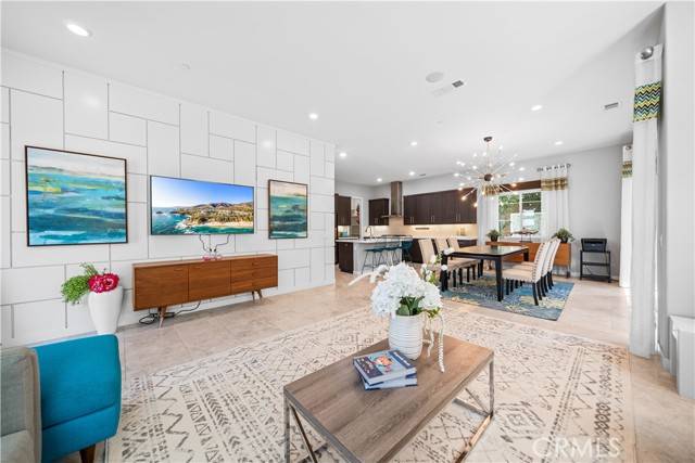 814 Beacon, Irvine, CA 92618
