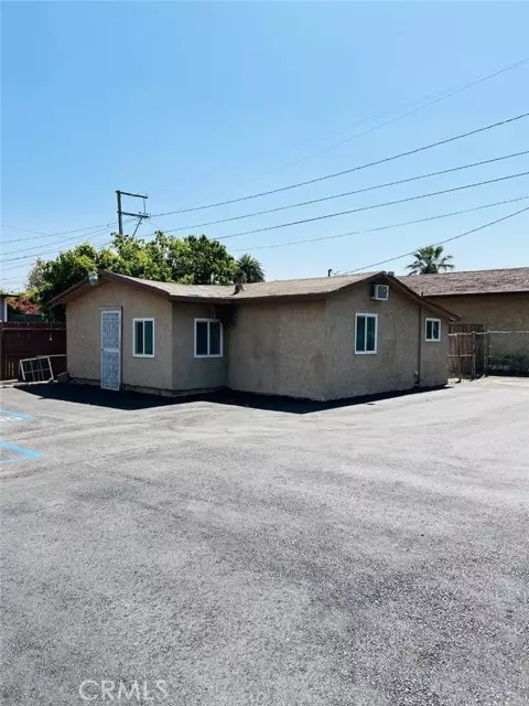 Rialto, CA 92376,144 N Riverside AVE