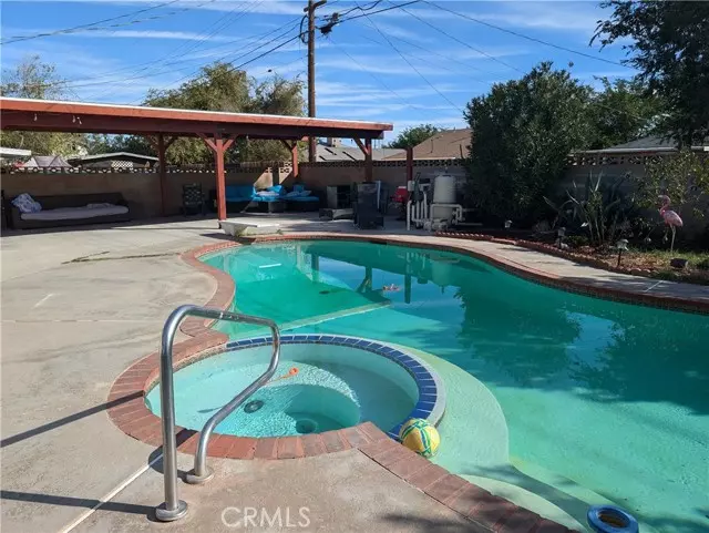 Palmdale, CA 93550,38714 E 32ND