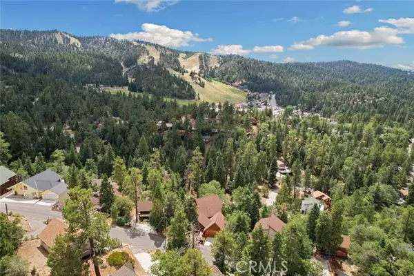 Big Bear Lake, CA 92315,43427 Ridgecrest DR