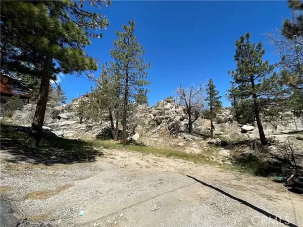 0 Lookout Dr, Arrowbear, CA 92382