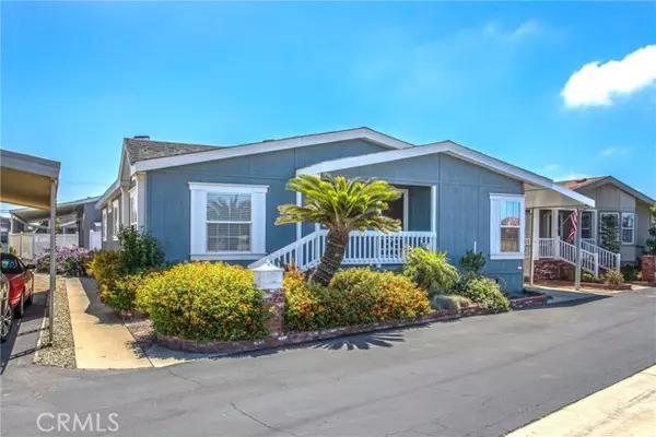 Huntington Beach, CA 92649,16222 Monterey LN #82