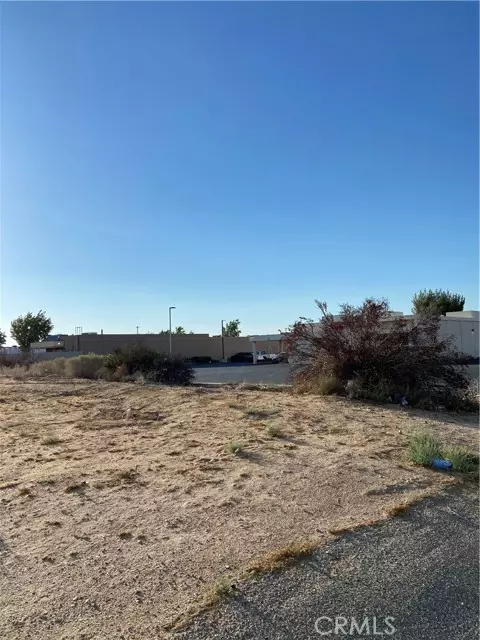 Hesperia, CA 92345,0 H ST