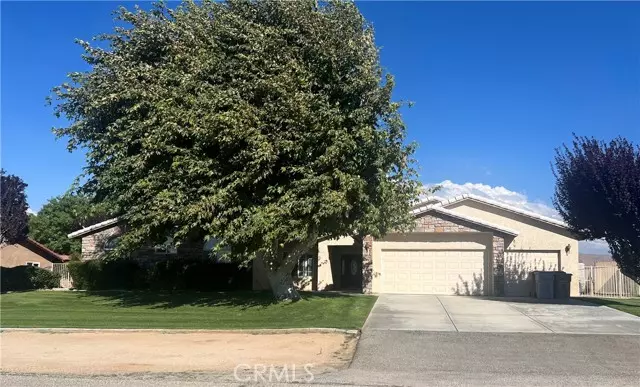 Hesperia, CA 92345,7077 El Cajon LN