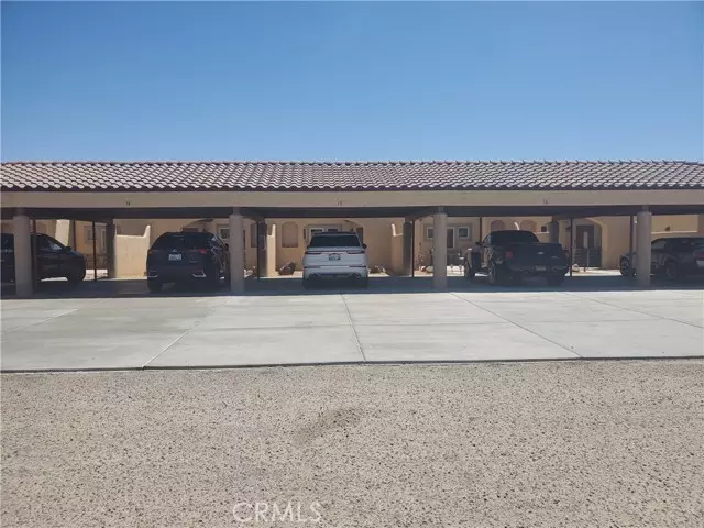 Helendale, CA 92342,27160 Vista RD #10