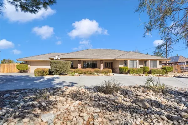 14695 Riverside DR, Apple Valley, CA 92307