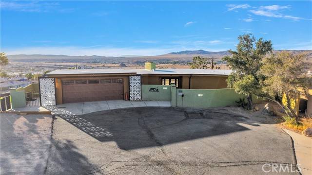 10 Hill Top, Barstow, CA 92311