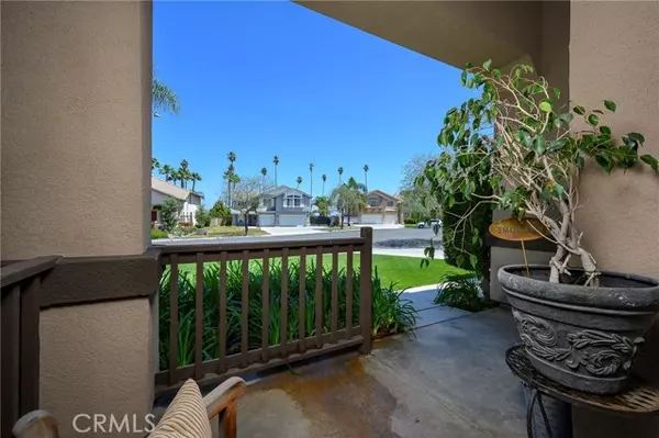 972 Bouquet CIR, Corona, CA 92881