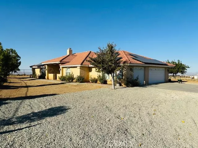 Phelan, CA 92371,8225 Ailanthus ST