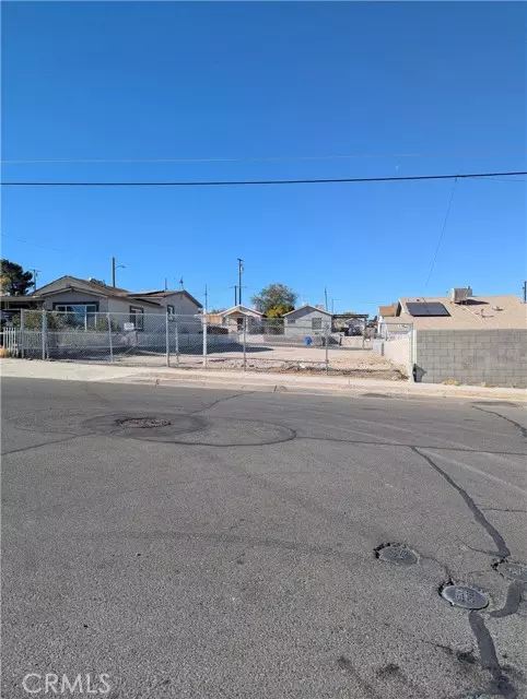 Barstow, CA 92311,1811614 Wilshire PL