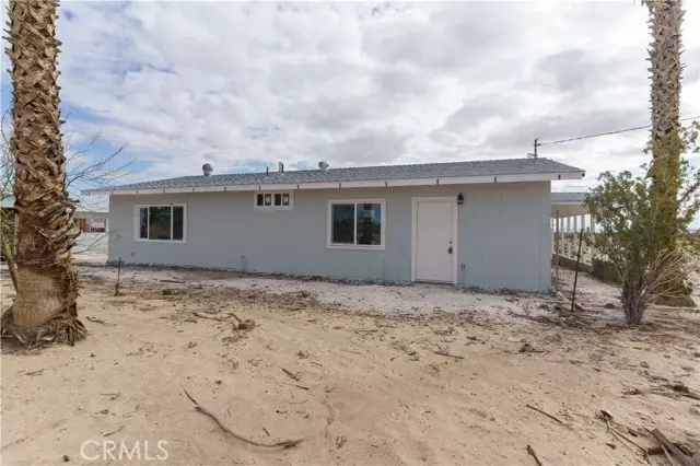 29 Palms, CA 92277,70626 Sunny Sands DR