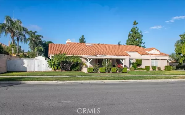 Redlands, CA 92374,1634 Maple AVE