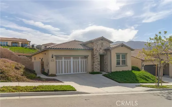 Corona, CA 92883,11121 Fourleaf CT