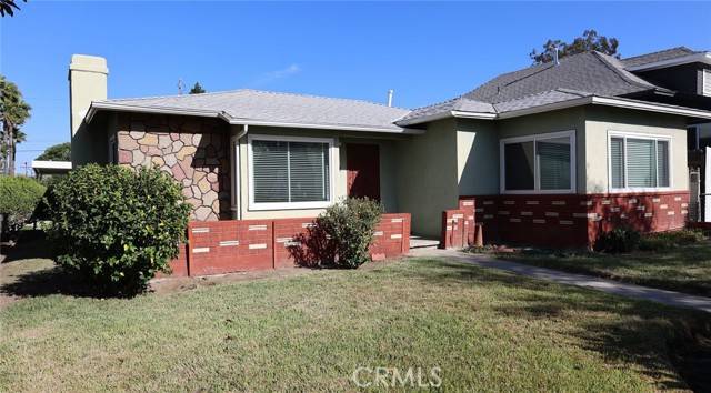 501 S Victoria AVE, Corona, CA 92879