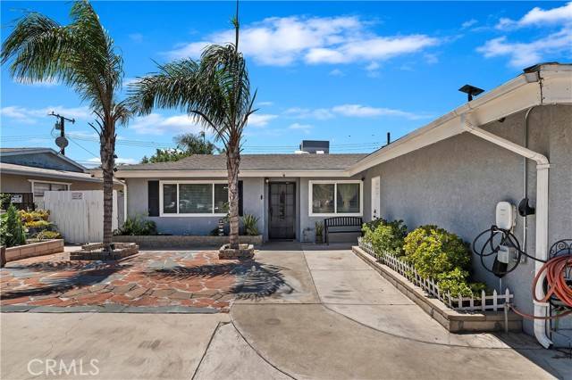 16185 Pine AVE, Fontana, CA 92335