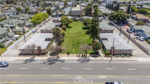 617 Victoria ST, Costa Mesa, CA 92627